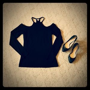 Guess, Flirty top 🖤